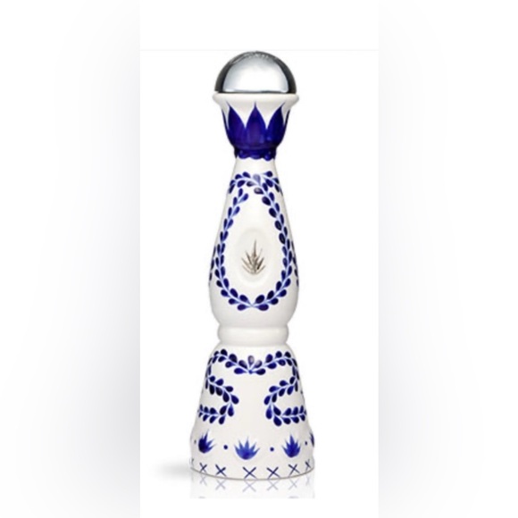 COPY - Clase Azul 750 ml Tequila Bottle - Picture 1 of 3